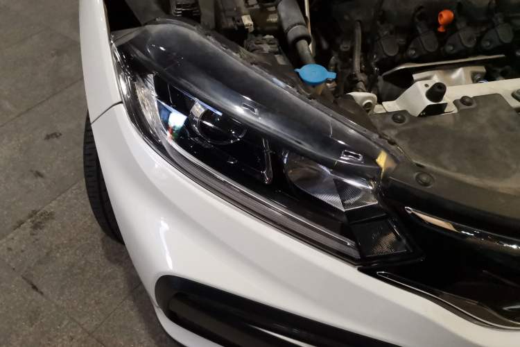Used Honda XR-V 2015 1.8L EXi CVT Comfort Version Right Front Headlight