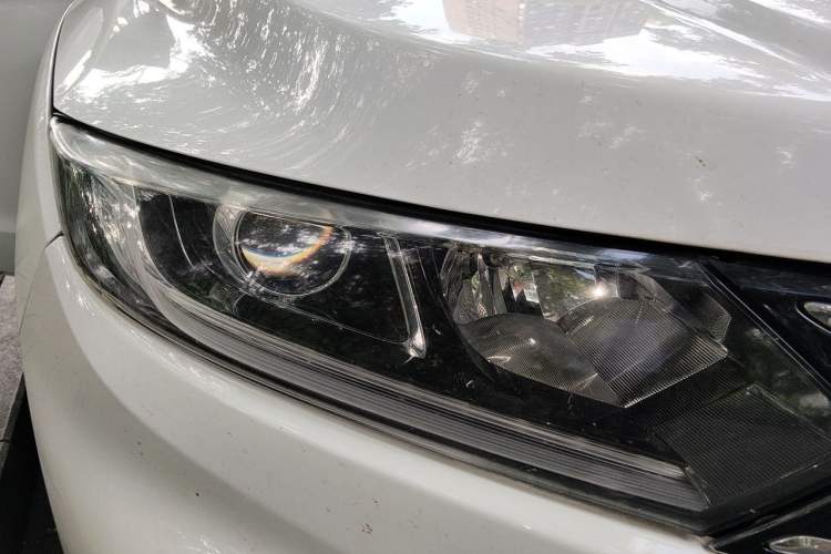 Used Honda XR-V 2015 1.8L VTi CVT Luxury Edition Right Front Headlight