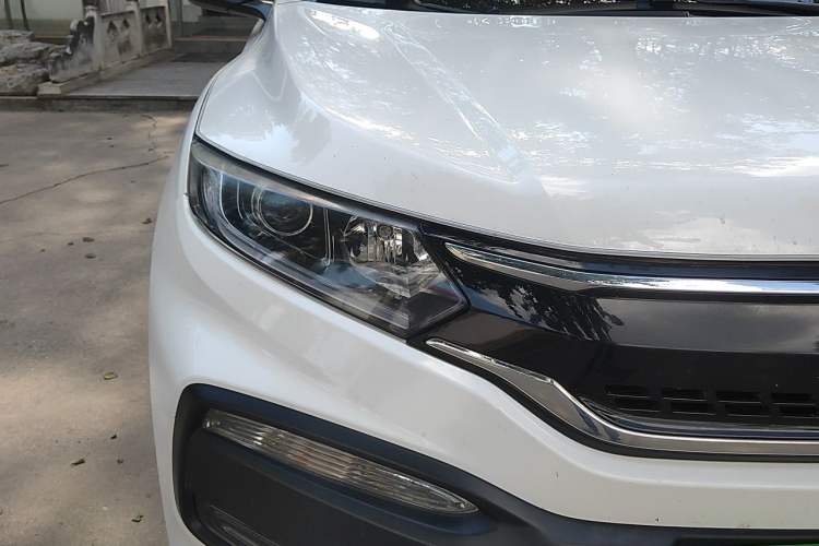Used Honda XR-V 2015 1.8L EXi CVT Comfort Version Right Front Headlight