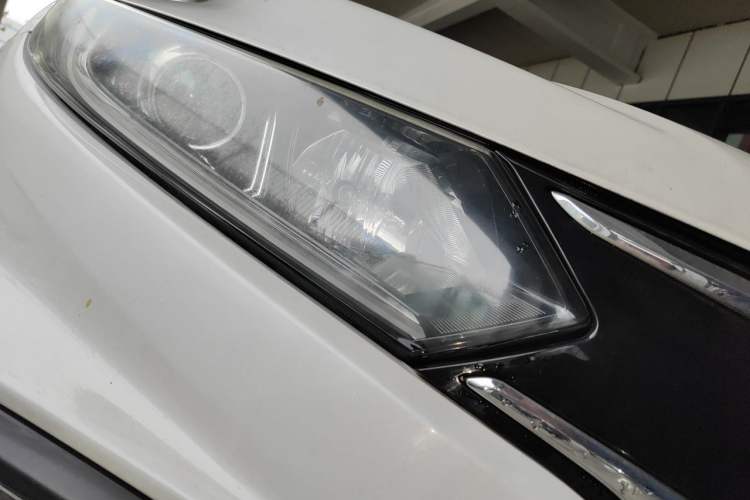 Used Honda XR-V 2015 1.8L EXi CVT Comfort Version Right Front Headlight