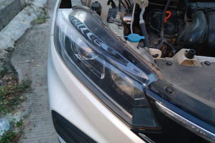 Used Honda XR-V 2015 1.5L LXi CVT Classic Edition Right Front Headlight