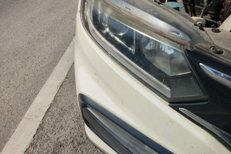 Used Honda XR-V 2015 1.5L LXi CVT Classic Edition Right Front Headlight