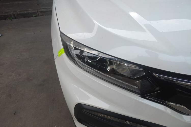 Used Honda XR-V 2015 1.8L EXi CVT Comfort Version Right Front Headlight