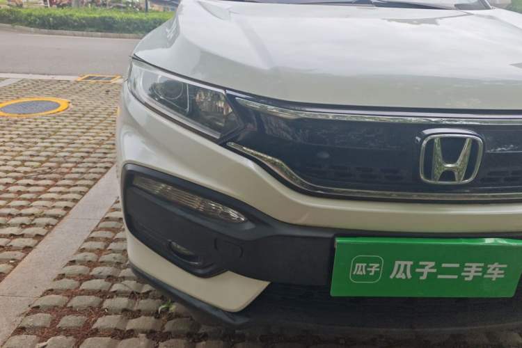 Used Honda XR-V 2015 1.8L EXi Manual Comfort Edition Right Front Headlight