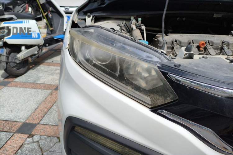 Used Honda XR-V 2015 1.8L VTi CVT Luxury Edition Right Front Headlight