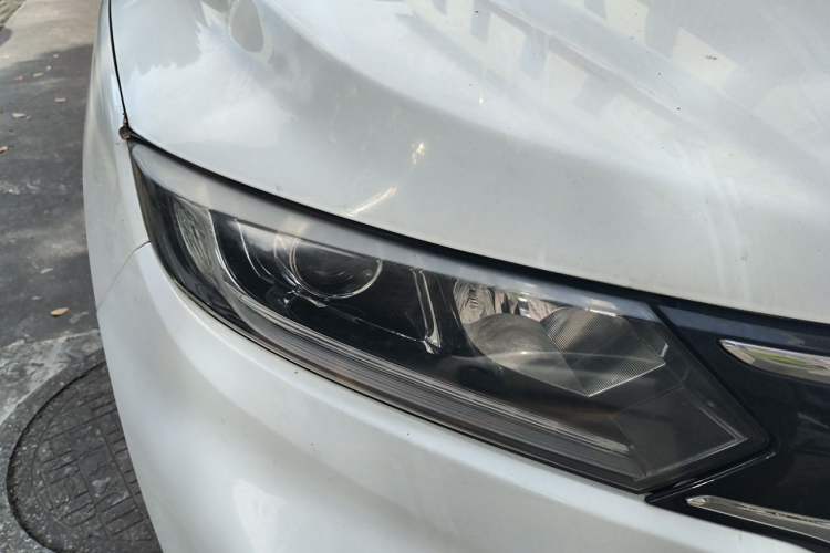 Used Honda XR-V 2015 1.8L EXi CVT Comfort Version Right Front Headlight