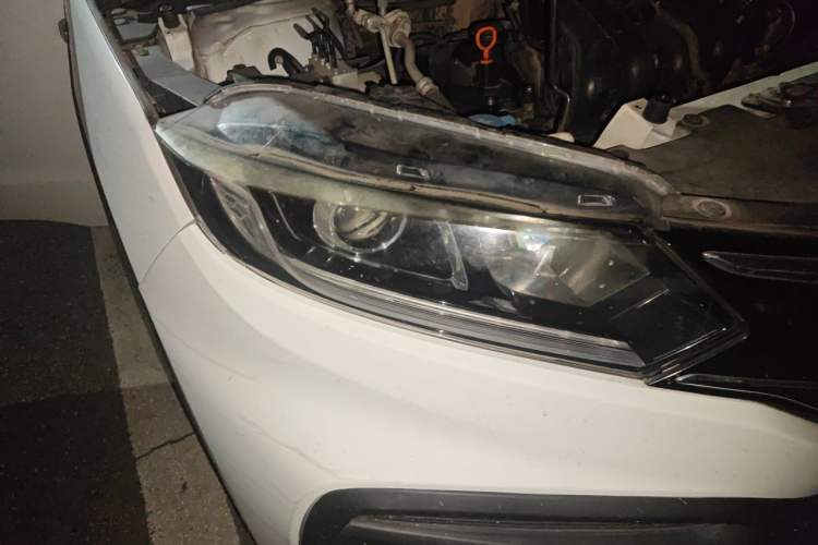 Used Honda XR-V 2015 1.5L LXi Manual Classic Edition Right Front Headlight