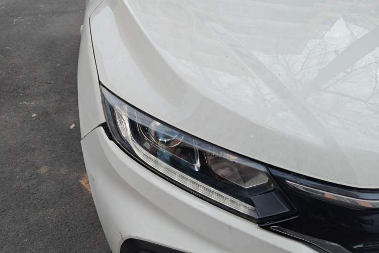 Used Honda XR-V 2015 1.8L EXi CVT Comfort Version Right Front Headlight