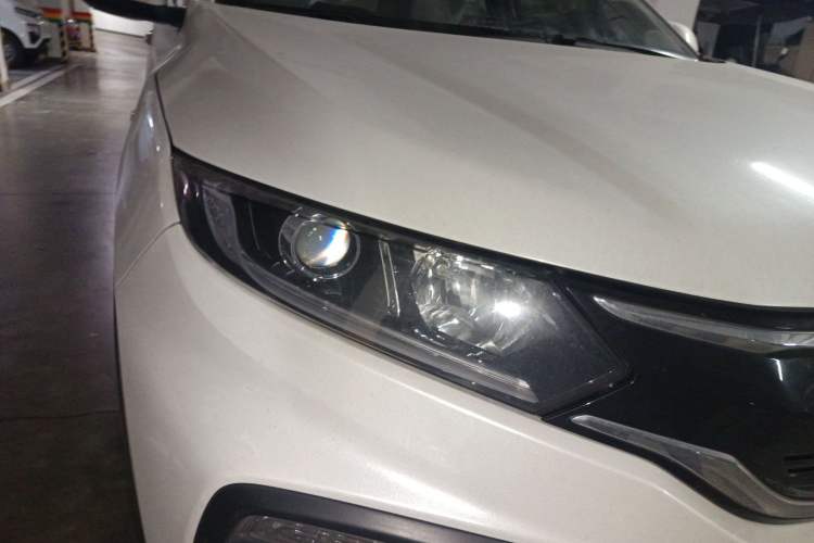 Used Honda XR-V 2015 1.5L LXi CVT Classic Edition Right Front Headlight