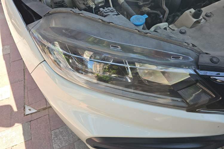 Used Honda XR-V 2015 1.5L LXi CVT Classic Edition Right Front Headlight