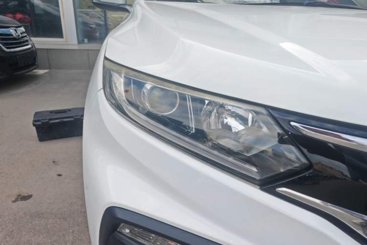 Used Honda XR-V 2015 1.8L EXi CVT Comfort Version Right Front Headlight