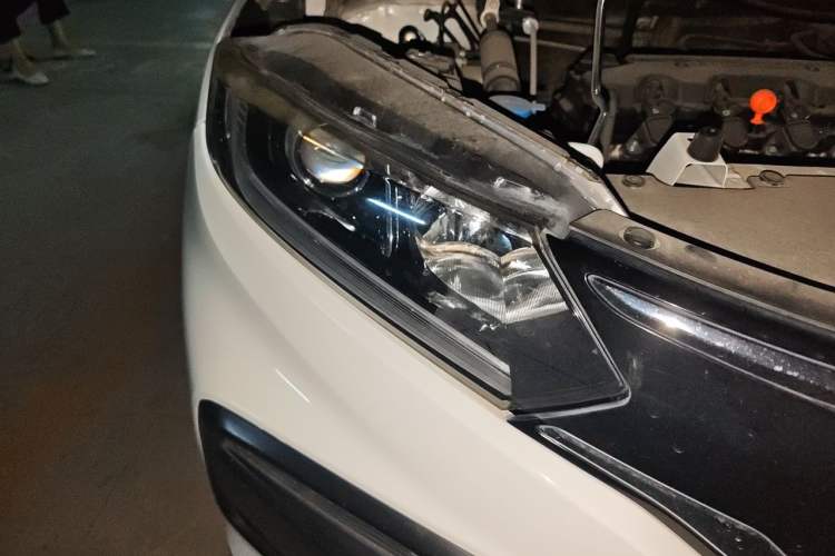Used Honda XR-V 2015 1.8L VTi CVT Luxury Edition Right Front Headlight