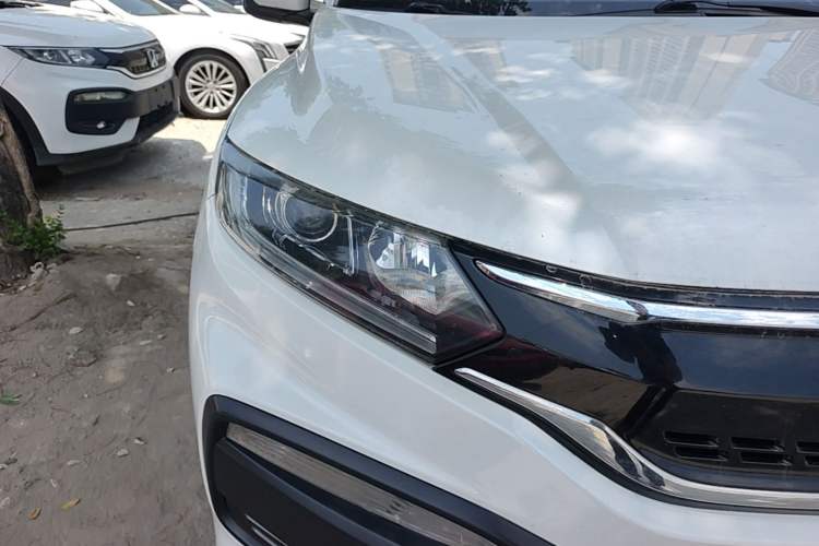 Used Honda XR-V 2015 1.8L EXi CVT Comfort Version Right Front Headlight