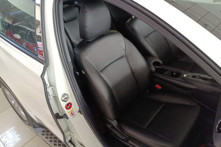 Used Honda XR-V 2015 1.5L LXi CVT Classic Edition Right Front Seat