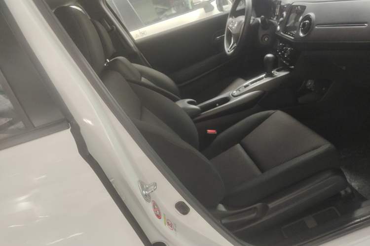 Used Honda XR-V 2015 1.5L LXi CVT Classic Edition Right Front Seat