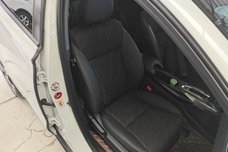 Used Honda XR-V 2015 1.8L EXi CVT Comfort Version Right Front Seat