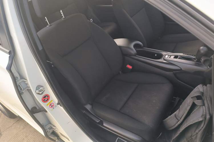 Used Honda XR-V 2015 1.5L LXi CVT Classic Edition Right Front Seat