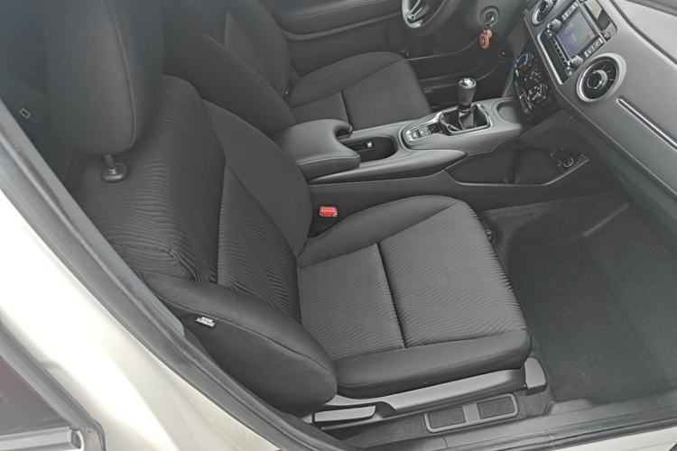 Used Honda XR-V 2015 1.5L LXi Manual Classic Edition Right Front Seat