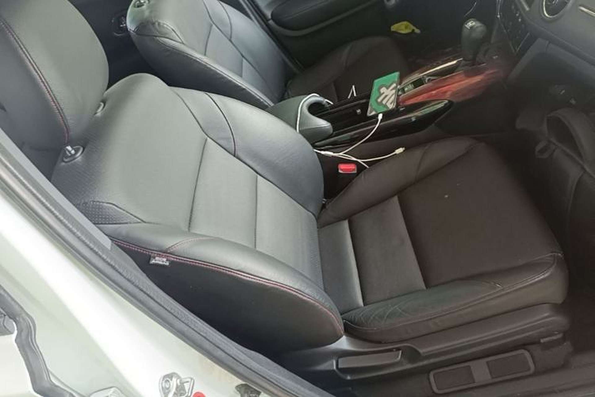 Used Honda XR-V 2015 1.8L VTi CVT Luxury Edition Right Front Seat