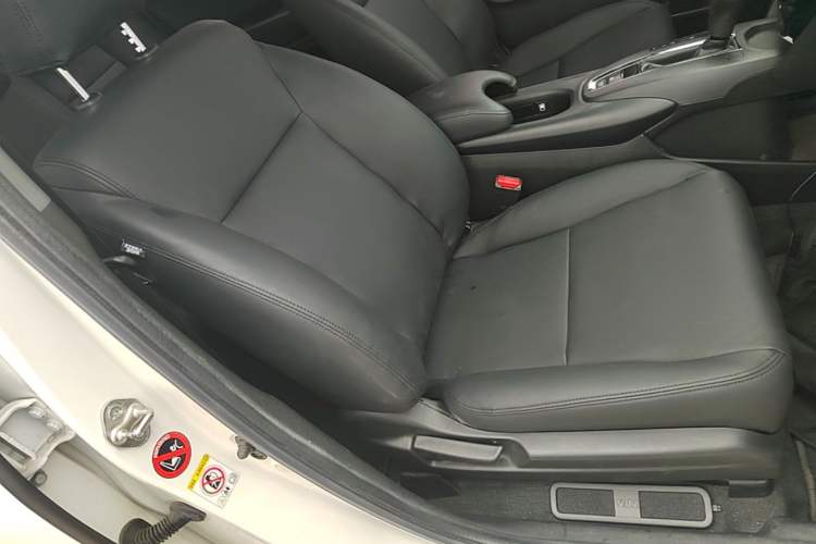 Used Honda XR-V 2015 1.5L LXi CVT Classic Edition Right Front Seat