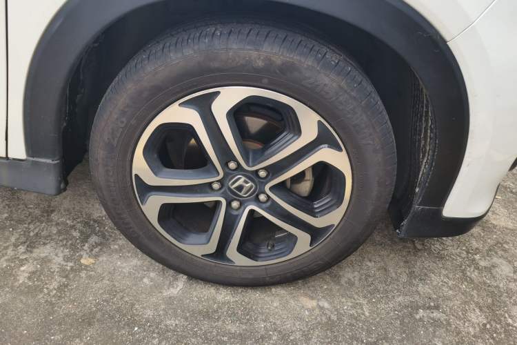 Used Honda XR-V 2015 1.8L EXi CVT Comfort Version Right Front Wheel Hub