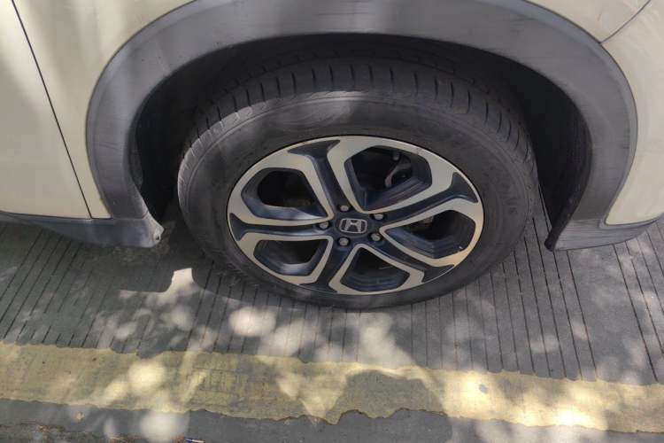 Used Honda XR-V 2015 1.8L VTi CVT Luxury Edition Right Front Wheel Hub