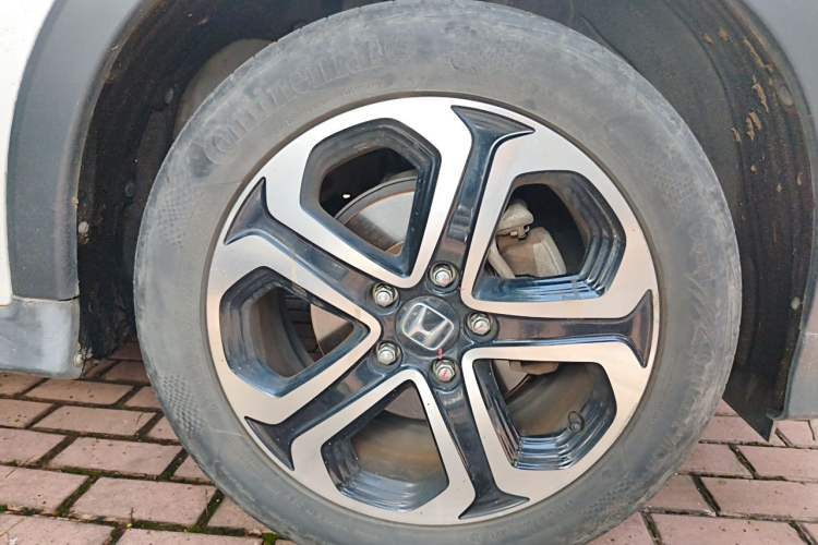 Used Honda XR-V 2015 1.8L EXi Manual Comfort Edition Right Front Wheel Hub