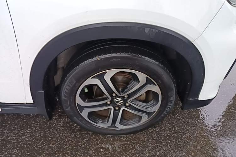 Used Honda XR-V 2015 1.8L VTi CVT Luxury Edition Right Front Wheel Hub