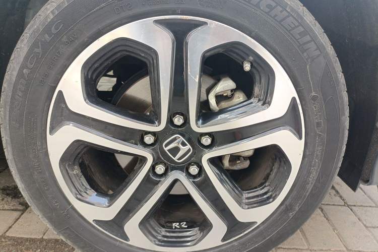 Used Honda XR-V 2015 1.8L VTi CVT Luxury Edition Right Front Wheel Hub