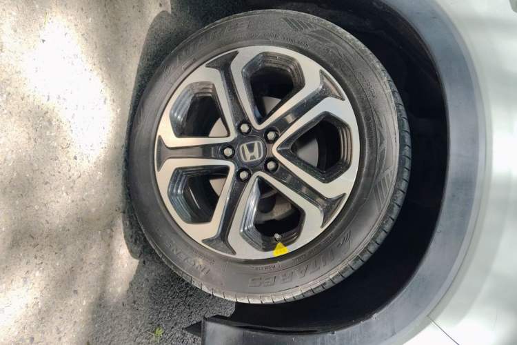 Used Honda XR-V 2015 1.8L EXi CVT Comfort Version Right Front Wheel Hub
