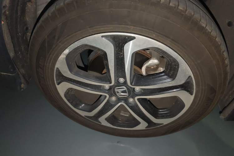 Used Honda XR-V 2015 1.8L EXi CVT Comfort Version Right Front Wheel Hub