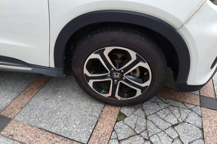 Used Honda XR-V 2015 1.8L VTi CVT Luxury Edition Right Front Wheel Hub