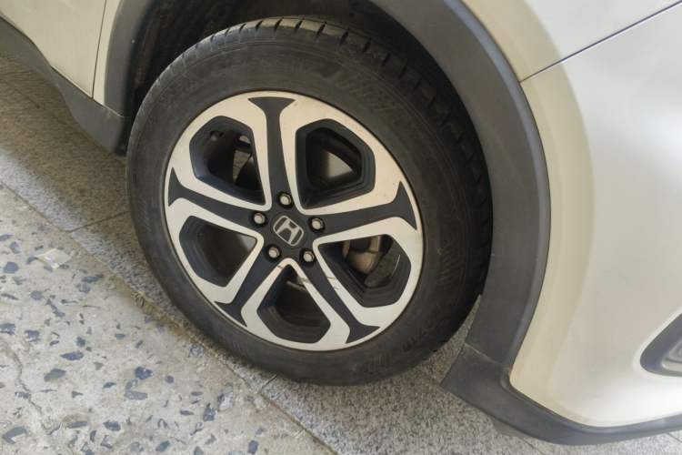 Used Honda XR-V 2015 1.8L VTi CVT Luxury Edition Right Front Wheel Hub