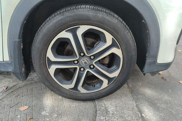 Used Honda XR-V 2015 1.8L EXi CVT Comfort Version Right Front Wheel Hub