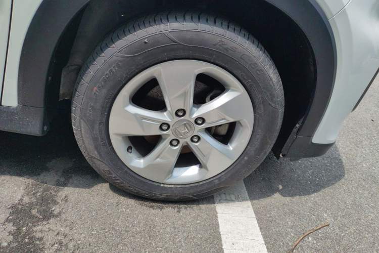 Used Honda XR-V 2015 1.5L LXi CVT Classic Edition Right Front Wheel Hub
