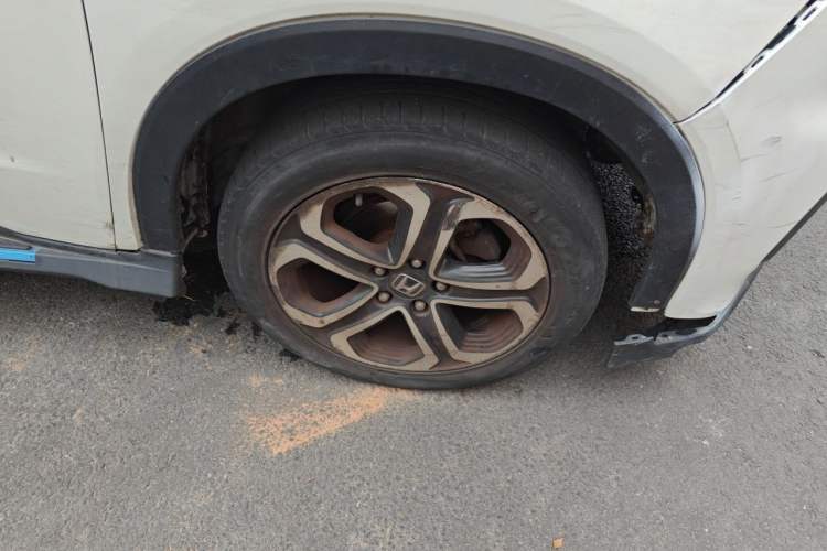 Used Honda XR-V 2015 1.8L EXi CVT Comfort Version Right Front Wheel Hub