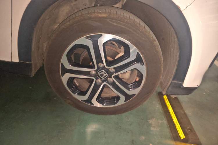 Used Honda XR-V 2015 1.8L EXi Manual Comfort Edition Right Front Wheel Hub