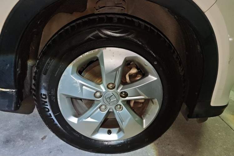 Used Honda XR-V 2015 1.5L LXi CVT Classic Edition Right Front Wheel Hub