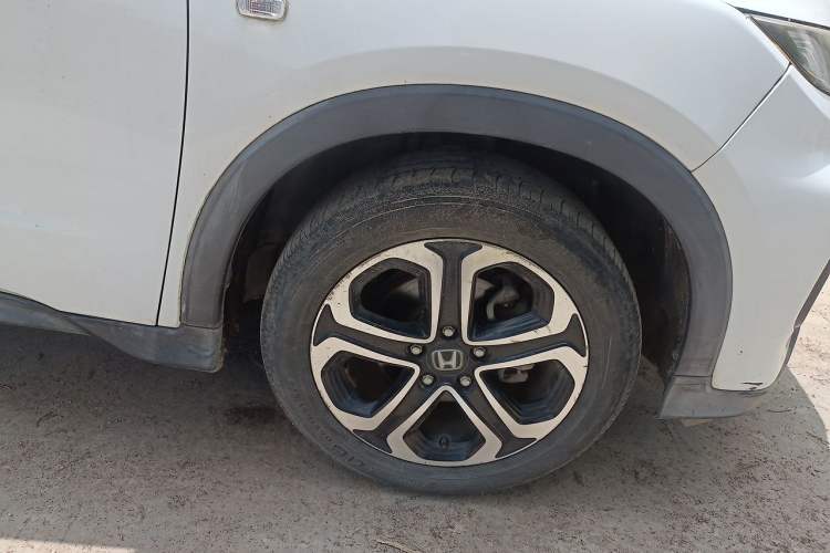 Used Honda XR-V 2015 1.8L EXi CVT Comfort Version Right Front Wheel Hub