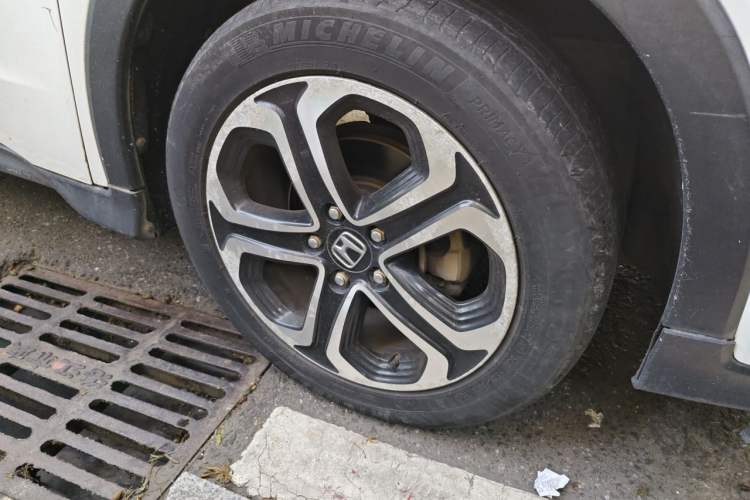 Used Honda XR-V 2015 1.8L EXi CVT Comfort Version Right Front Wheel Hub