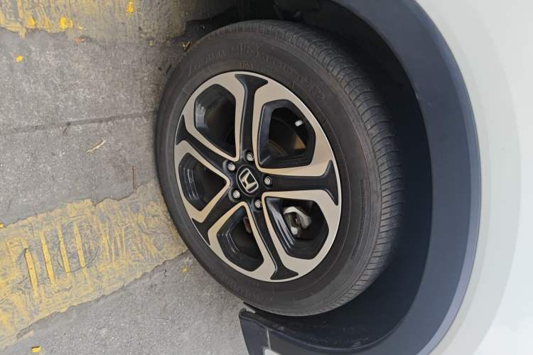 Used Honda XR-V 2015 1.8L EXi CVT Comfort Version Right Front Wheel Hub