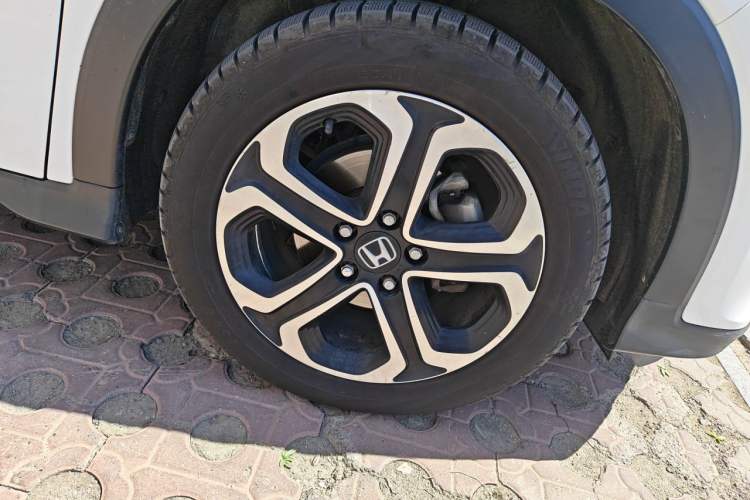 Used Honda XR-V 2015 1.8L VTi CVT Luxury Edition Right Front Wheel Hub