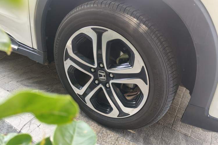 Used Honda XR-V 2015 1.8L EXi CVT Comfort Version Right Front Wheel Hub