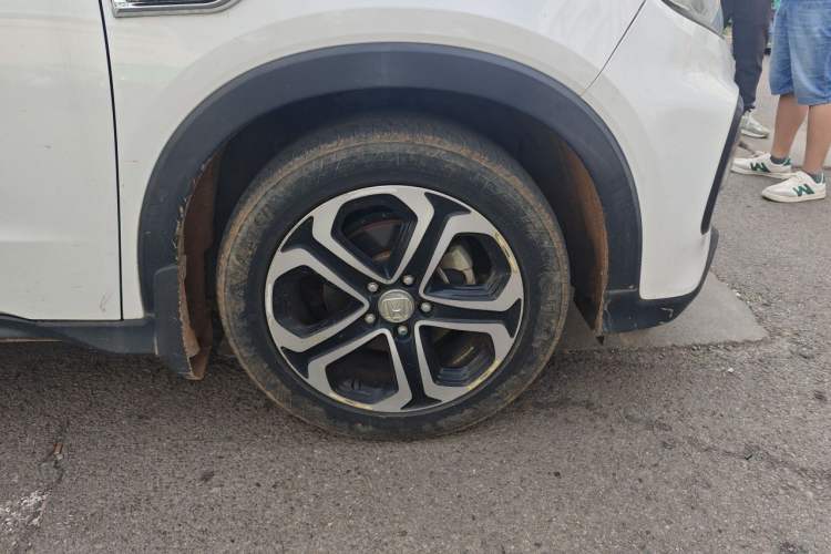 Used Honda XR-V 2015 1.8L EXi Manual Comfort Edition Right Front Wheel Hub