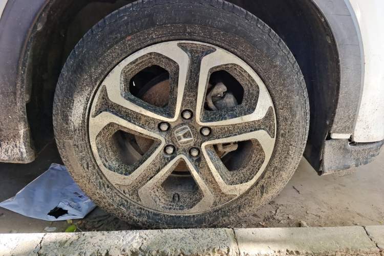 Used Honda XR-V 2015 1.8L VTi CVT Luxury Edition Right Front Wheel Hub