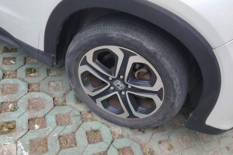 Used Honda XR-V 2015 1.8L EXi Manual Comfort Edition Right Front Wheel Hub