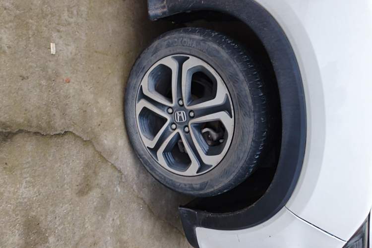Used Honda XR-V 2015 1.8L EXi Manual Comfort Edition Right Front Wheel Hub