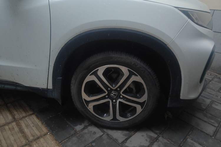Used Honda XR-V 2015 1.8L VTi CVT Luxury Edition Right Front Wheel Hub