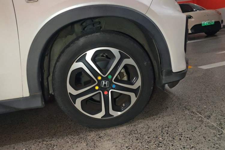 Used Honda XR-V 2015 1.8L EXi CVT Comfort Version Right Front Wheel Hub