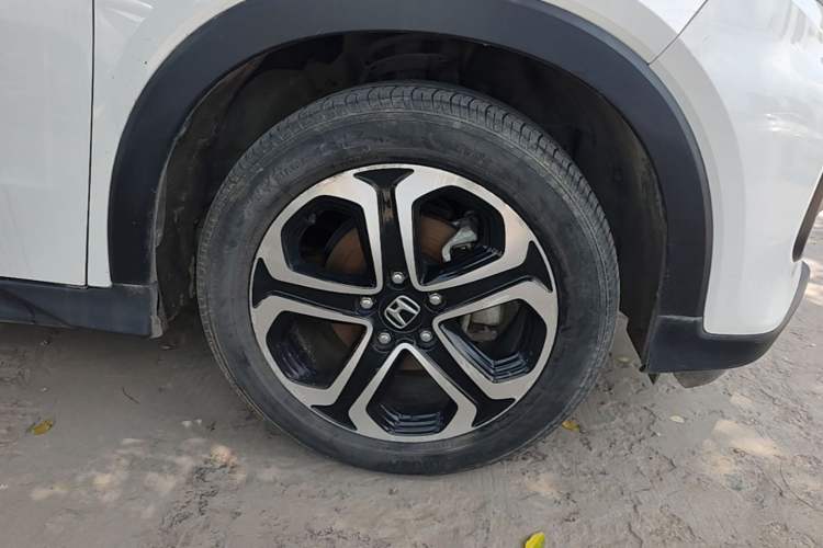 Used Honda XR-V 2015 1.8L EXi CVT Comfort Version Right Front Wheel Hub